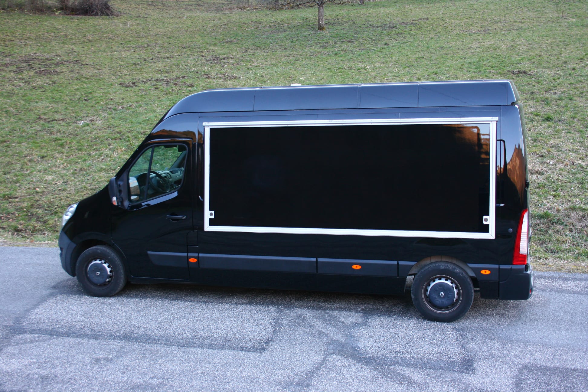 Food truck Platinum – vue extérieure